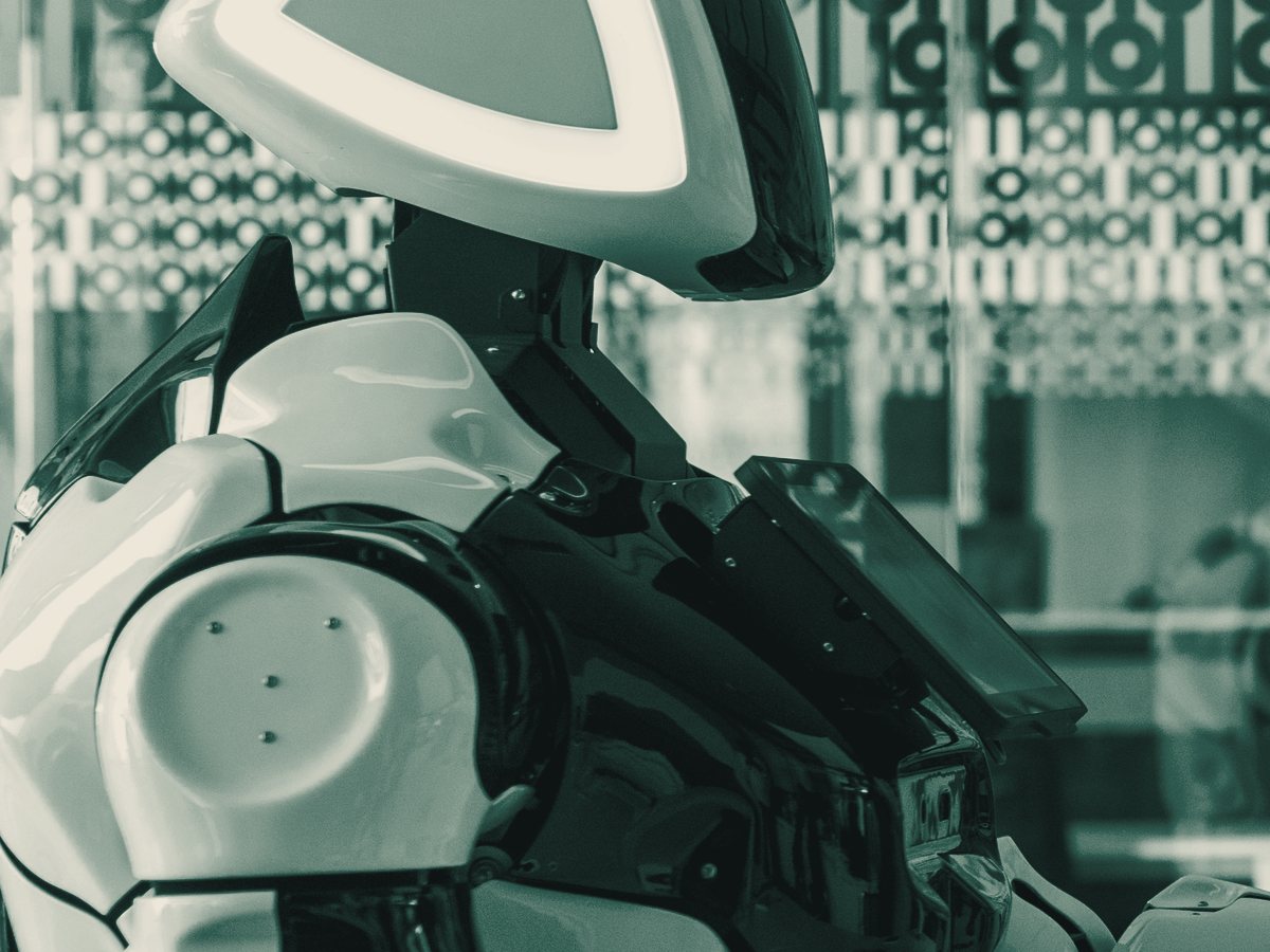 Robot upper body — articulated joints and actuators